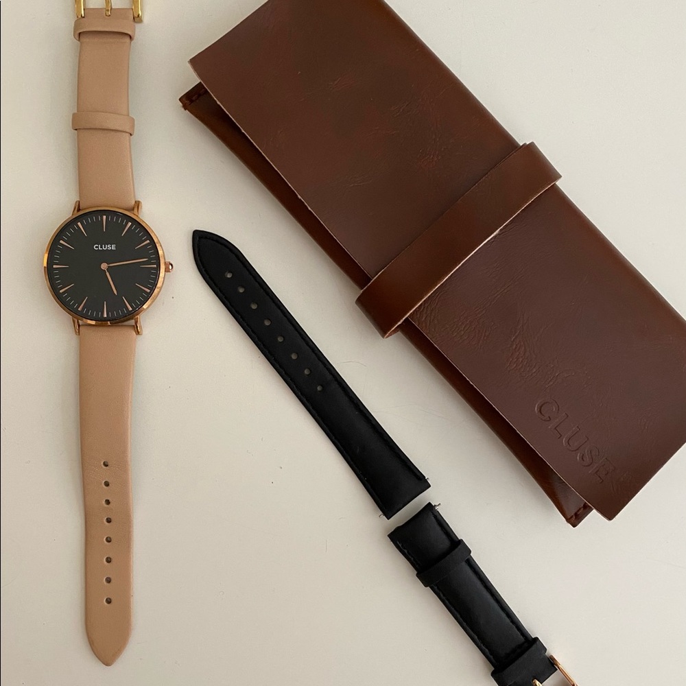 Cluse Watch w/ Case & Black Band